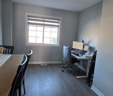 For Lease - 57 Andean Lane, Barrie, Ontario - Photo 2