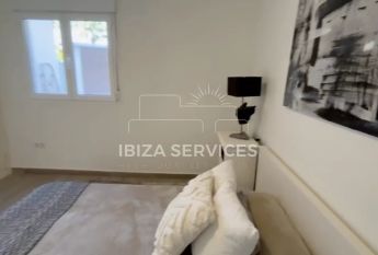 Charming 3-Bedroom Townhouse with Private Pool in Cala de Bou – Available for Yearly Rental