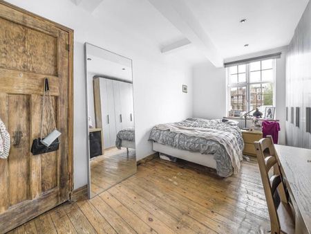 3 Bed Flat, Bolton Crescent, SE5 - Photo 3