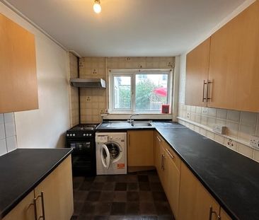 Room in a Shared House, St. Pauls Street, BN2 - Photo 4