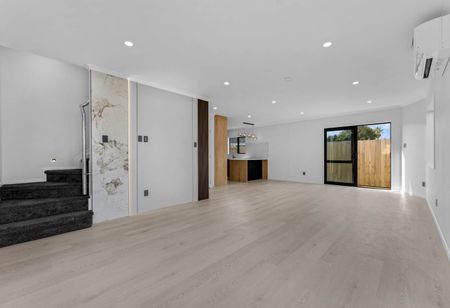 4BR 2B 1C RENTAL Comfort n Space in PAPATOETOE - Photo 4