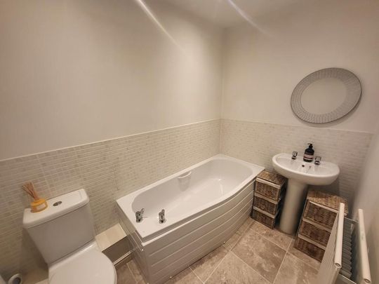 2 bedroom apartment to rent - Photo 1