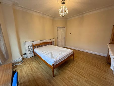 5 bedroom house to rent - Photo 3