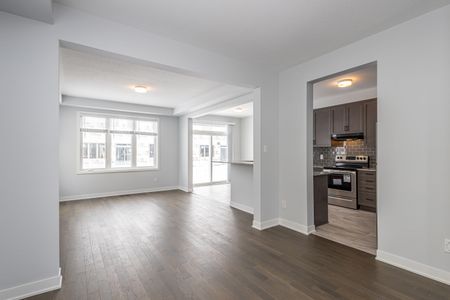 For Lease - 218 Ormiston Crescent, Barrhaven, Ontario - Photo 4