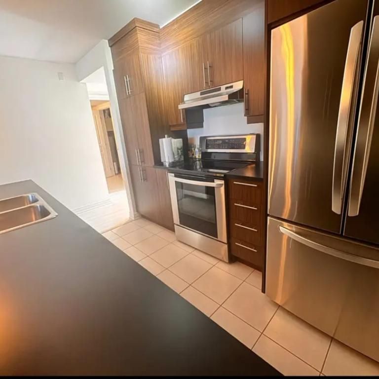 🏠 SUPERBE CONDO 2 CHAMBRES À CHOMEDEY LAVAL🏠 - Photo 1