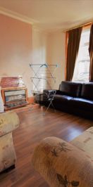 3 bedroom House in Thornville Street, Leeds - Photo 2