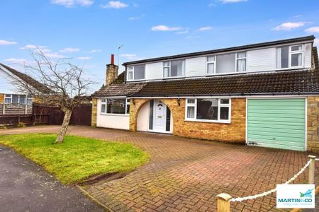 4 bedroom detached house to rent - Photo 3