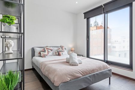 Studio Flat, Woodstock Road, NW11 - Photo 3