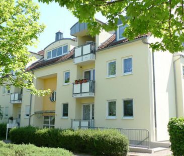 Schmölln, Weitblick * Zwei-Raum-DG-Wohnung mit Balkon (ME09) - Photo 3