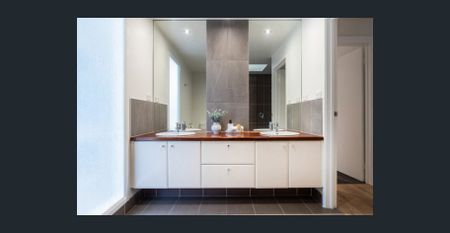 Architectural Wonder in the Woodland - Photo 2