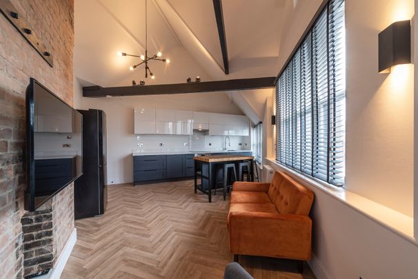 3 Bed Penthouse, Upper Parliment Street, NG1 - Photo 1