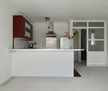 Bush Street East, Southsea - Photo 3