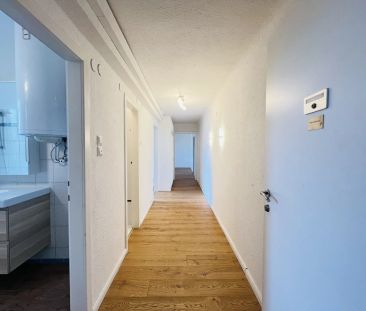 Liebevolles Ambiente und ein herrlicher Blick über den Dächern der ... - Foto 6