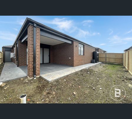 3 Valdes Avenue, Winter Valley, Vic 3358 - Photo 1