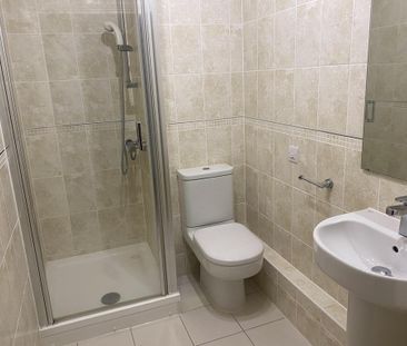 2 bedroom apartment to rent - Photo 6