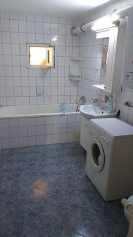 Lacul Morii CasA 5 Camere - Curte Generoasa - Loc De Parcare - Fotografie 5