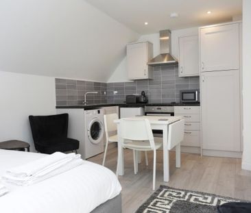 1 bedroom house to rent - Photo 2