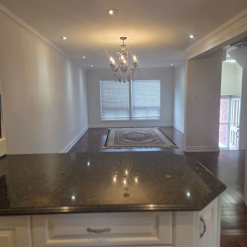 For Lease - 32 Randall Drive, Ajax, Ontario - Photo 1