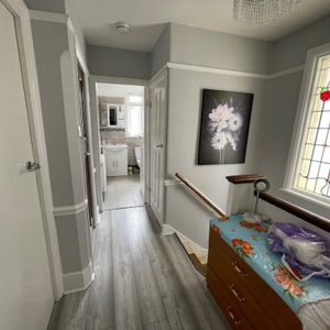 House share to rent - Photo 3