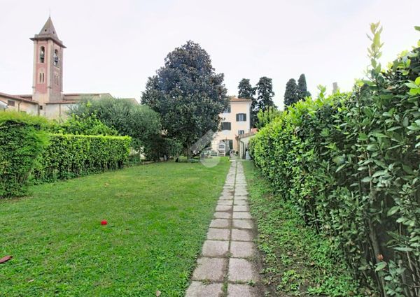 Casa indipendente in affitto