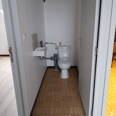 Charmante petite maison de ville entièrement refaite à neuf - Photo 5