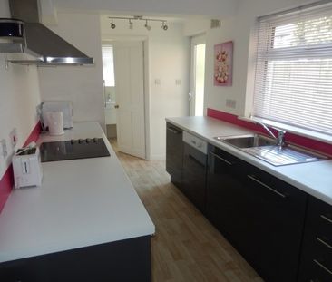 4 Bedroomed Terrace house - Photo 5