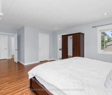 3211 OAK STREET - Photo 1