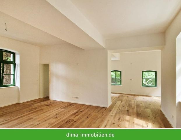 ERSTBEZUG in sanierter Papierfabrik | Wohntraum am Wasser mit 2 Balkonen, 2 Bädern, HWR u.v.m. - Foto 1