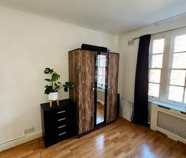 Room in a Shared Flat, Park West, W2 - Photo 1