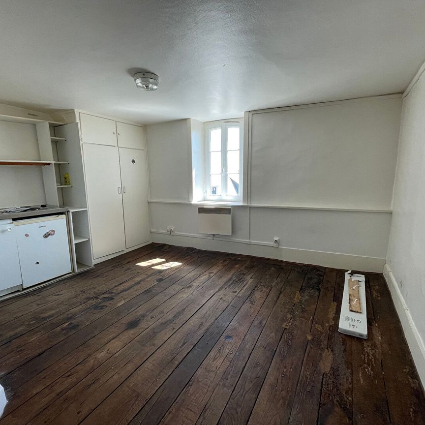 Location Appartement 1 pièce 17m² - Photo 1