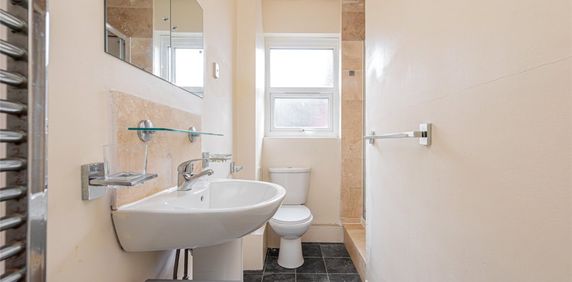 1 Bedroom Property to Rent - Photo 2