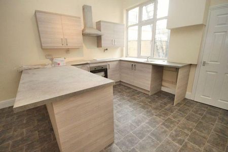 1 bedroom ground floor flat to rent - Photo 3