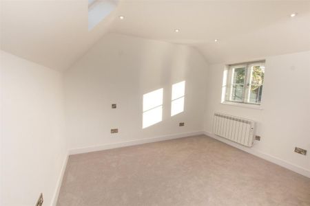 1 bedroom end of terrace house to rent - Photo 2