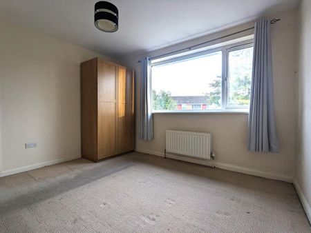 3 bedroom terraced house to rent - Photo 3