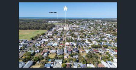 Beautiful Banyo Home - Photo 4
