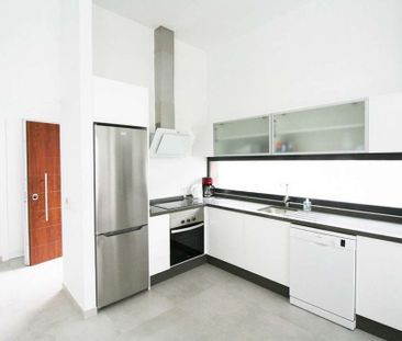 Luxury Villa for rent in Pilar de la Horadada, Valencia - Photo 1