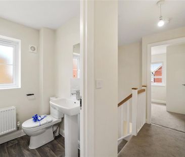 4 bedroom detached house to rent - Photo 1