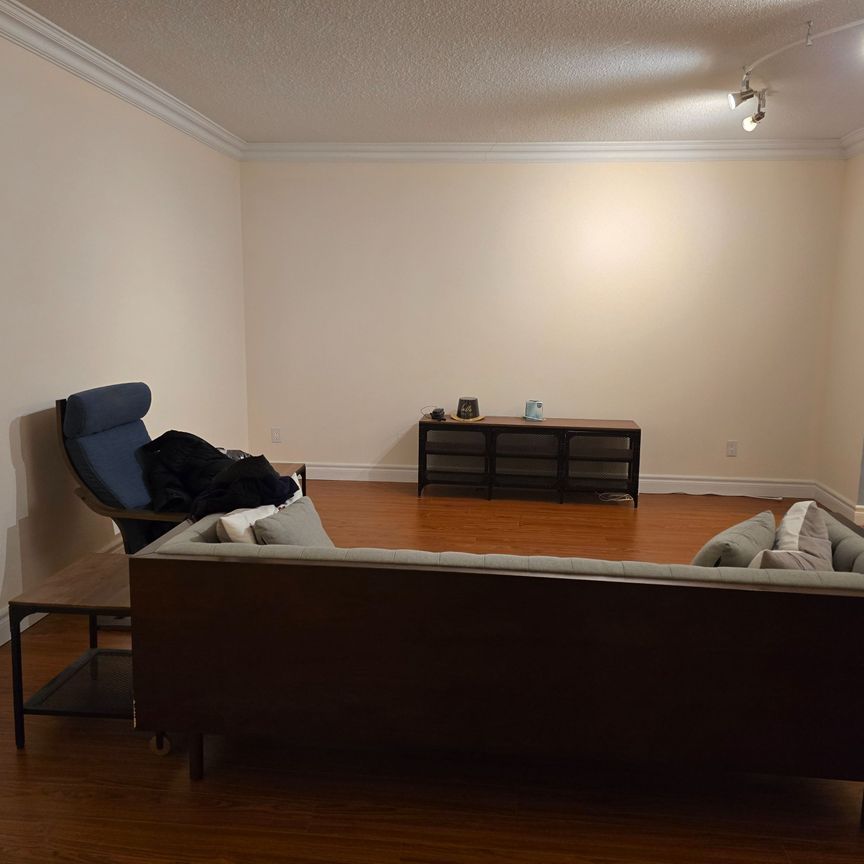 For Lease - 633 Bay Street Unit# 2508, Toronto, Ontario - Photo 1