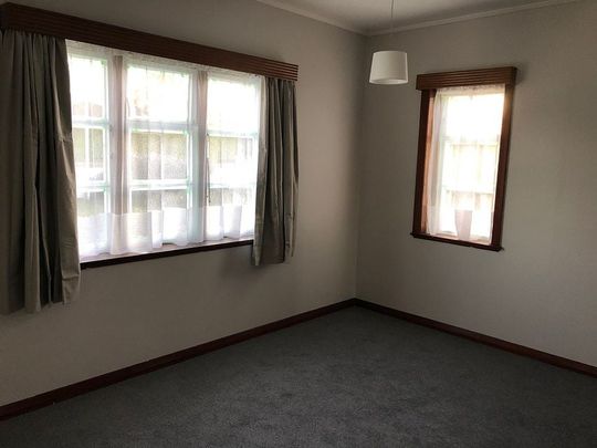 Sunny 3BR Home in Watlington - Photo 1