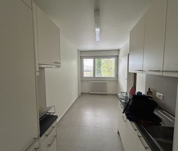 Bel appartement rénové de 4 pièces au 1er étage - Photo 3