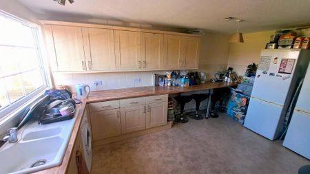 Tamar Green, Hemel Hempstead, HP2 6EP, Herts - Photo 2