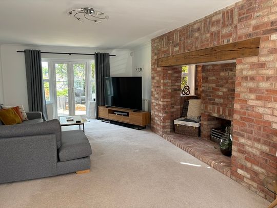 William Gammon Drive, Mumbles, Swansea, SA3 - Photo 1