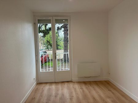 Location Appartement 2 pièces 38m² - Photo 3