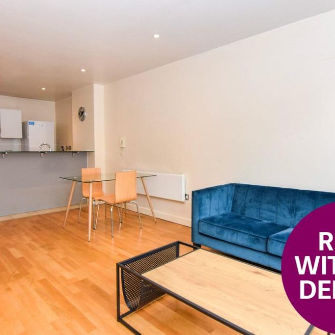 1 bedroom flat to rent - Photo 1