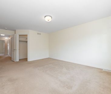 For Lease - 711 Sora Way, Blossom Park - Airport and Area, Ontario - Photo 6