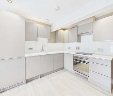 2 BED Apartment To rent - Photo 3