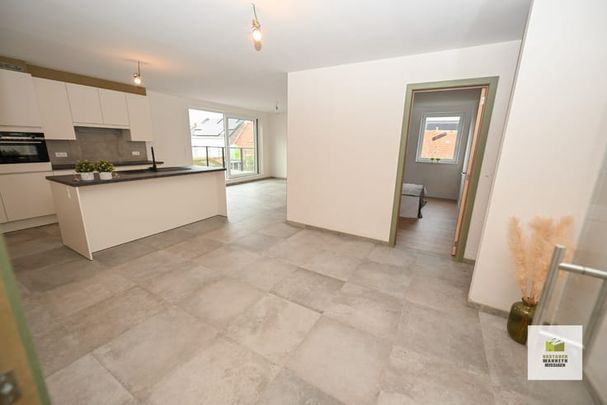 Appartement te huur - Photo 1