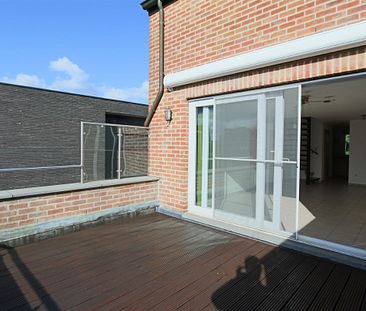 Duplex app. (2 slpk), terras en garage in centr. Olen. - Foto 1