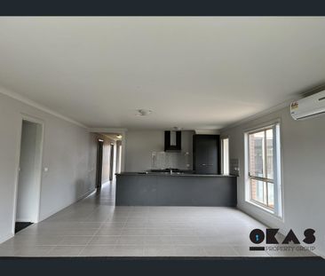 19 Lores Drive, Brookfield, Vic 3338 - Photo 1