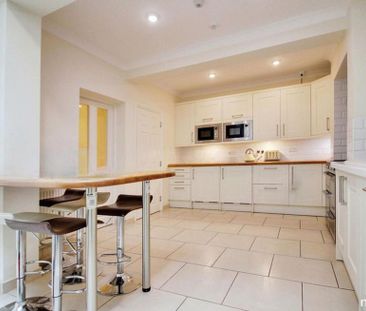 1 bedroom house of multiple occupation to rent - Photo 6